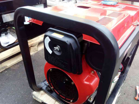 Дизельный генератор Амперос LDG10000E-3 стартер в кожухе